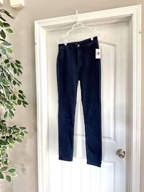 Kancan Olivia Ultra High Rise Skinny Jeans Dark Blue Size 29 x 30 NWT